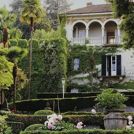 Villa Sleeps 12 Wifi Baveno
